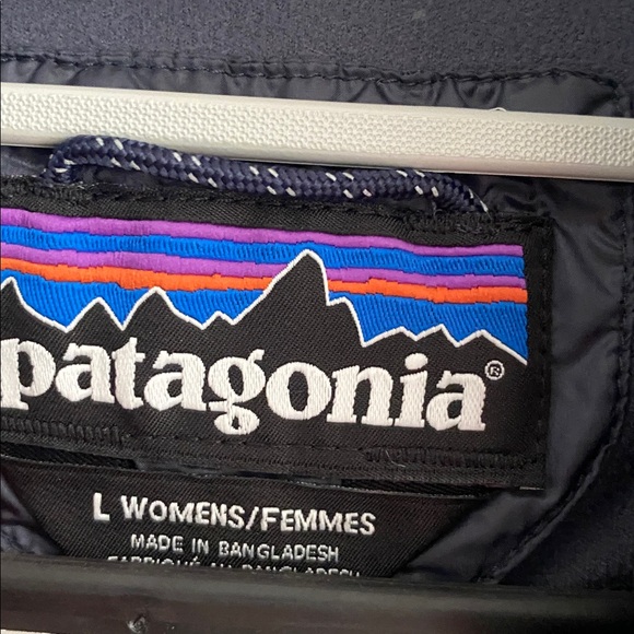 Patagonia women’s Dark Blue Puffer bomber Jacket - Picture 3 of 5